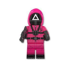 LEGO Squid Game Garde du Jeu (Triangle)