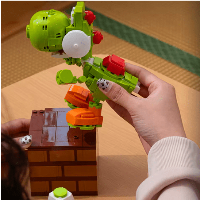 LEGO Yoshi - CreatiBrick