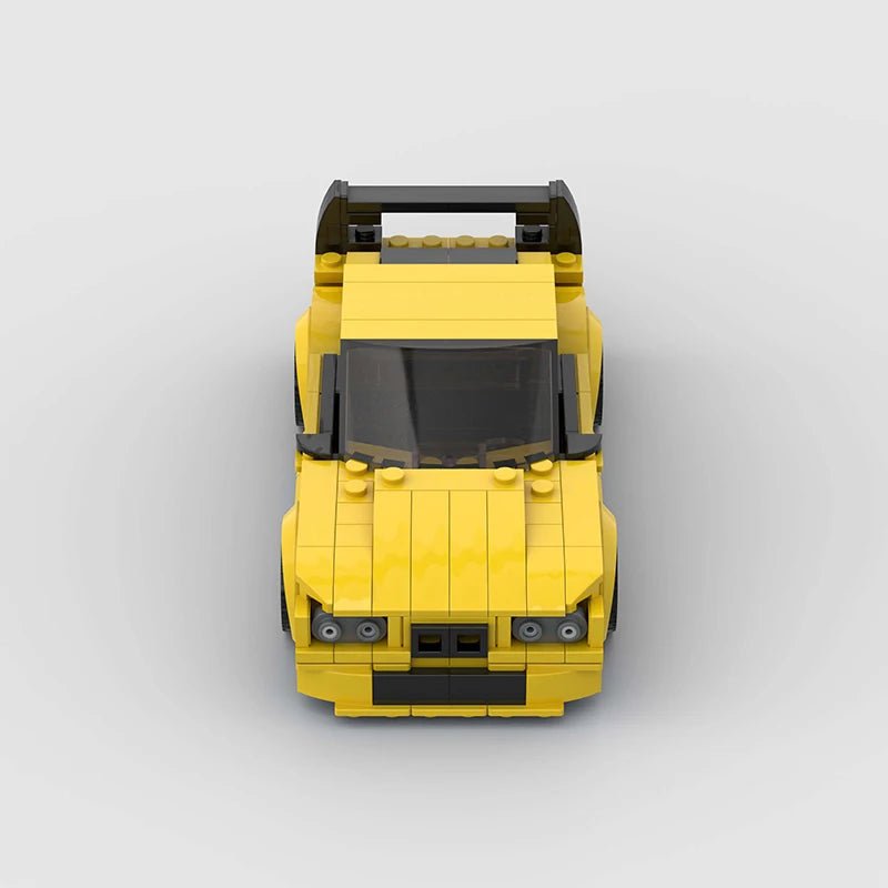 LEGO BMW E36 - CreatiBrick