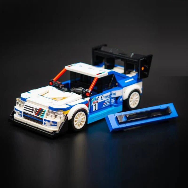 LEGO Peugeot 405 T16 - CreatiBrick