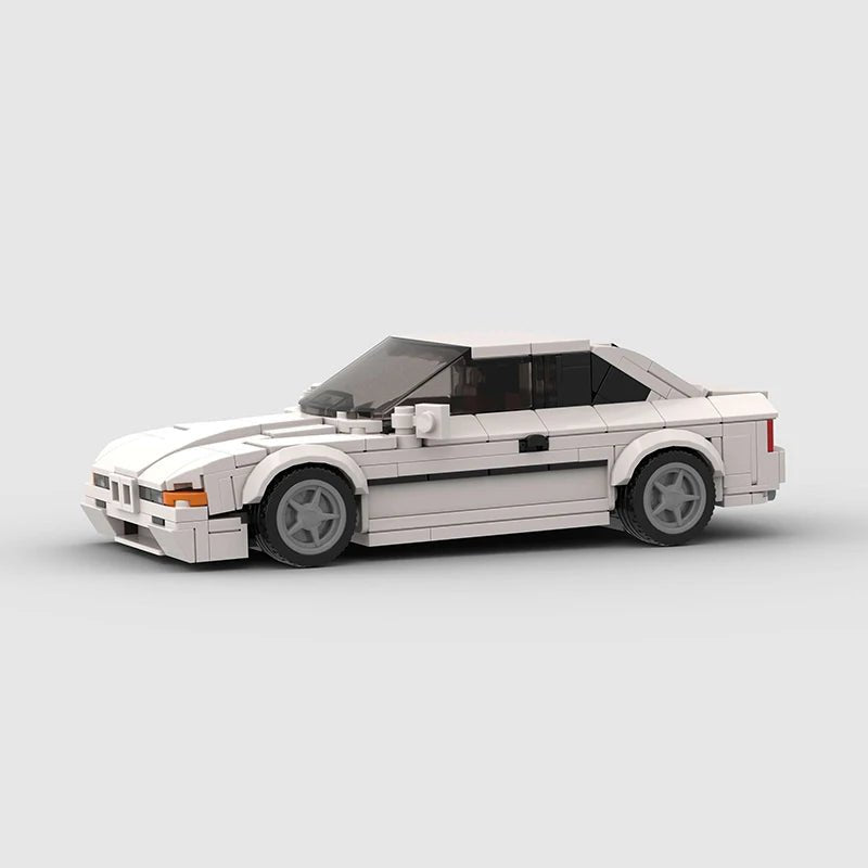 LEGO BMW 850 CSI - CreatiBrick