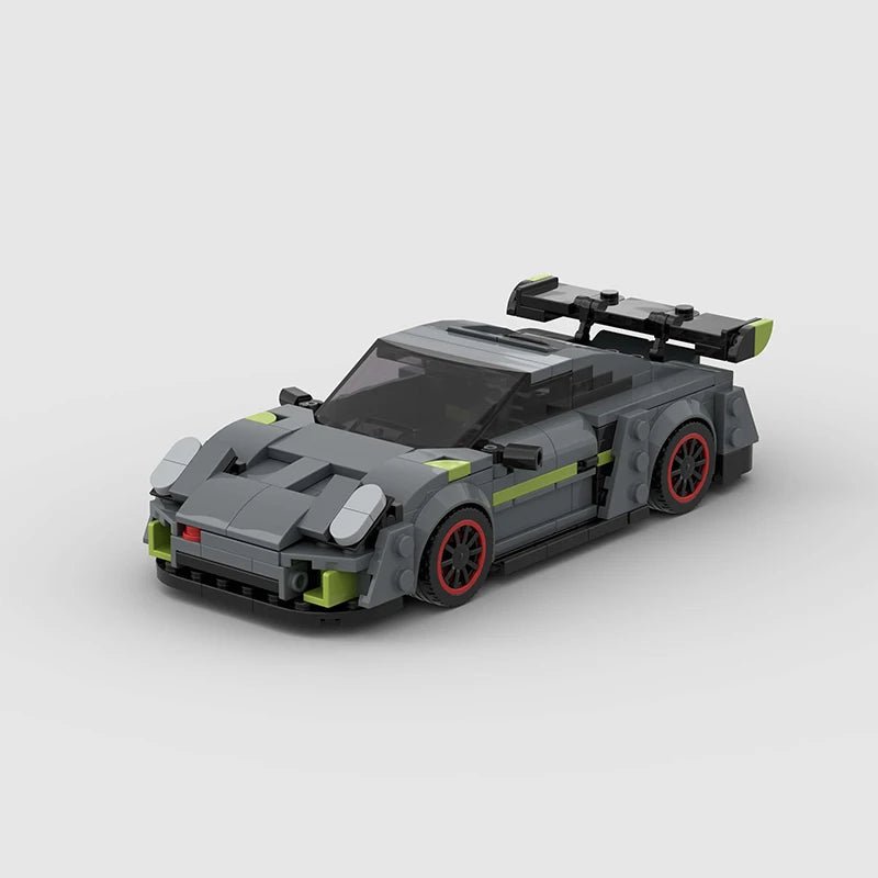 LEGO Porsche 911 GT2 RS - CreatiBrick
