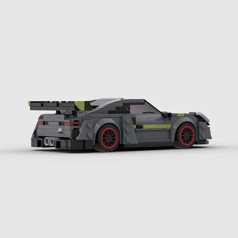 LEGO Porsche 911 GT2 RS - CreatiBrick