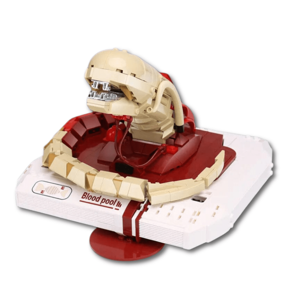 LEGO Alien Chestbuster - CreatiBrick