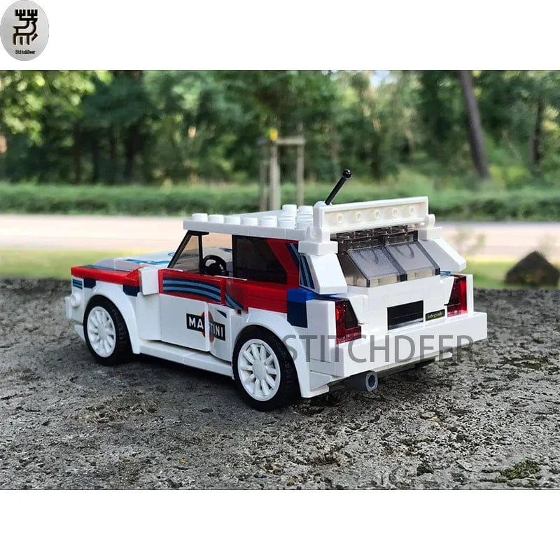 LEGO Lancia Delta - CreatiBrick