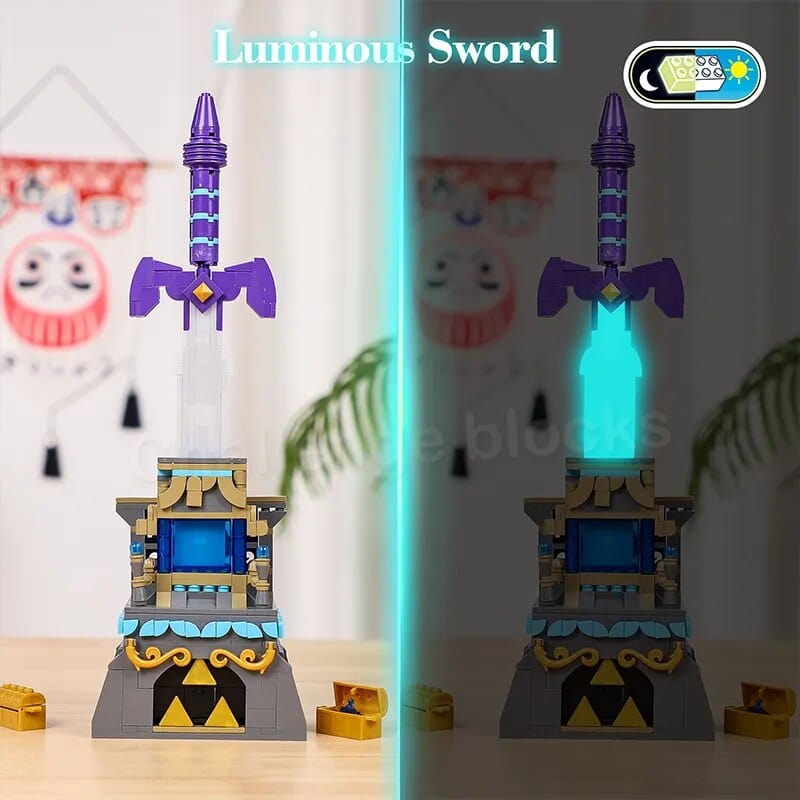 LEGO Master Sword - CreatiBrick