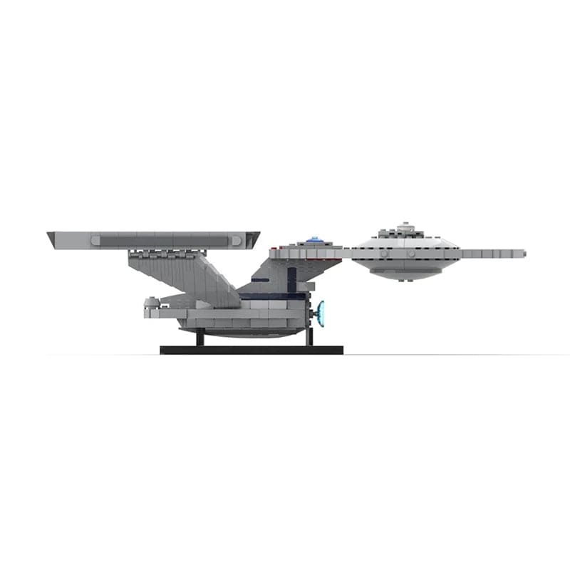 LEGO USS Enterprise - CreatiBrick