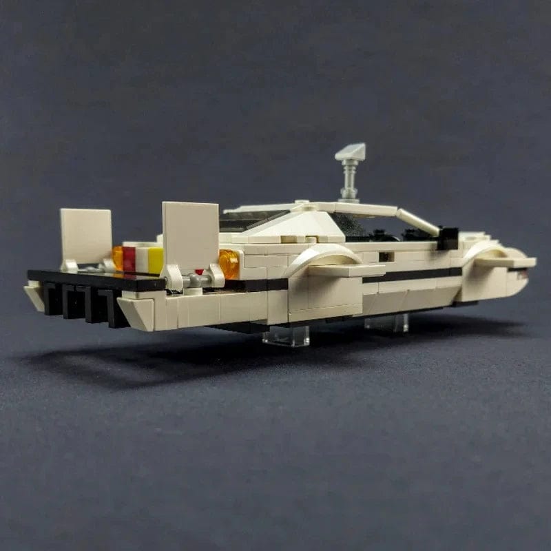 Lotus Esprit James Bond LEGO - CreatiBrick