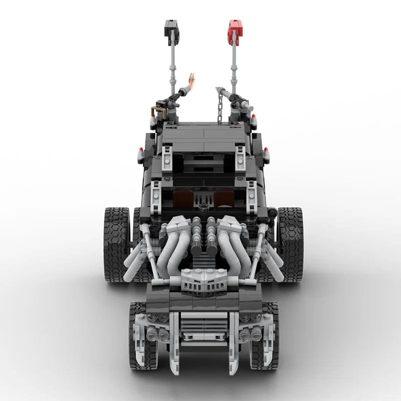 Mad Max LEGO Gigahorse - CreatiBrick